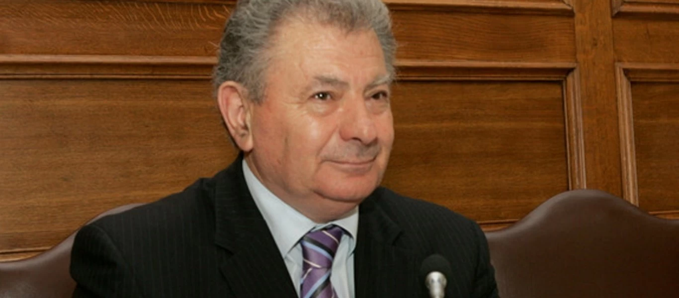 Παρατημένο σε οικόπεδο το σκάφος του Σ.Βαλυράκη - Σε άμεσο κίνδυνο τα αποδεικτικά στοιχεία